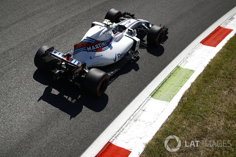 12. Ленс Стролл, Williams FW40 - 24