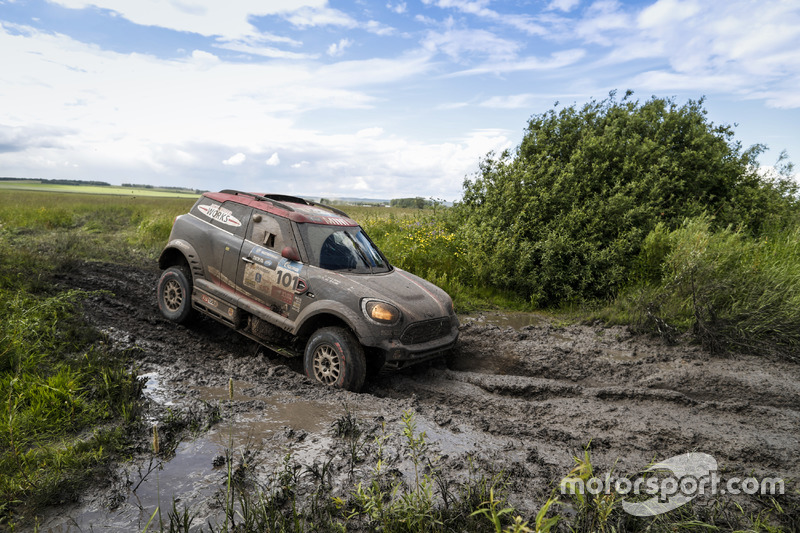 #101 X-Raid Team Mini: Yazeed Al-Rajhi, Tom Colsoul
