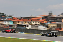 Nico Hülkenberg, Sahara Force India F1 VJM09 folgt Kimi Räikkönen, Ferrari SF16-H
