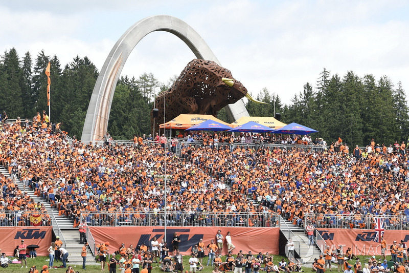 Mais de 90 mil pessoas estiveram presentes no Red Bull Ring