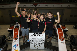 ART Grand Prix fête le titre par équipes avec Alexander Albon, ART Grand Prix, Nyck De Vries, ART Grand Prix, Nirei Fukuzumi, ART Grand Prix & Charles Leclerc, ART Grand Prix