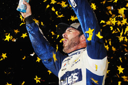 2016 Champion and race winner Jimmie Johnson, Hendrick Motorsports Chevrolet