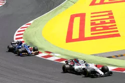 Lance Stroll, Williams FW40, Marcus Ericsson, Sauber C36