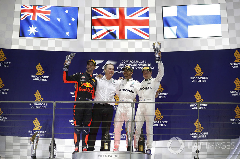 Podium: race winner Lewis Hamilton, Mercedes AMG F1, second place Daniel Ricciardo, Red Bull Racing, third place Valtteri Bottas, Mercedes AMG F1