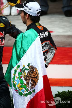 Sergio Pérez, Sahara Force India F1 en el podio