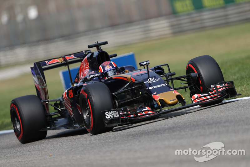 Daniil Kvyat, Scuderia Toro Rosso STR11