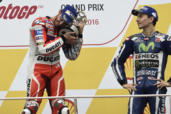 Подіум: Переможець гонки Андреа Довіціозо, Ducati Team