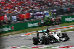 Lewis Hamilton, Mercedes AMG F1 W07 Hybrid