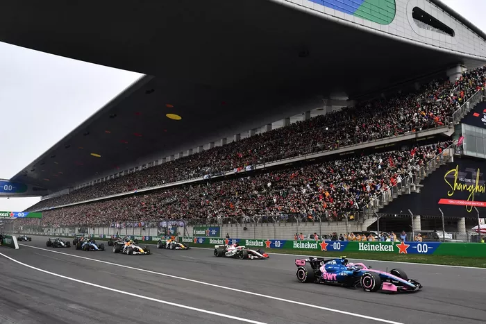 Esteban Ocon, Haas F1 Team, Franco Colapinto, Alpine