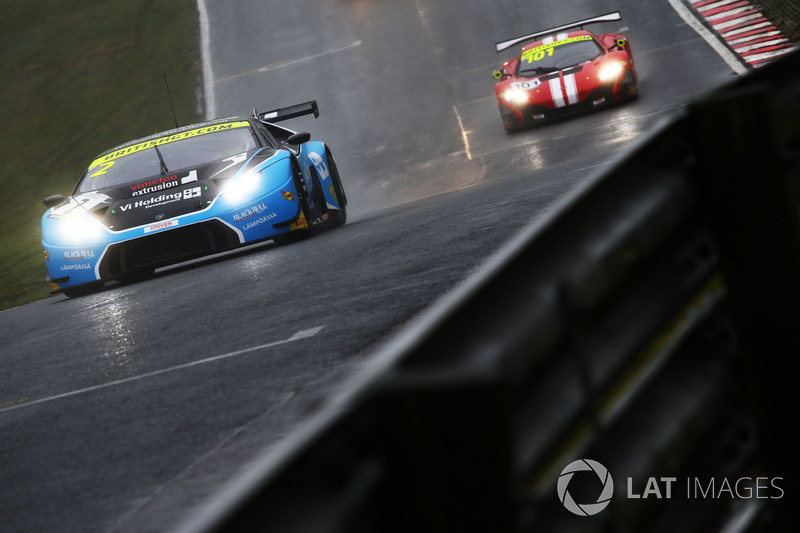 #2 Barwell Motorsport Lamborghini Huracan GT3: Leo Machitski, Patrick Kujala