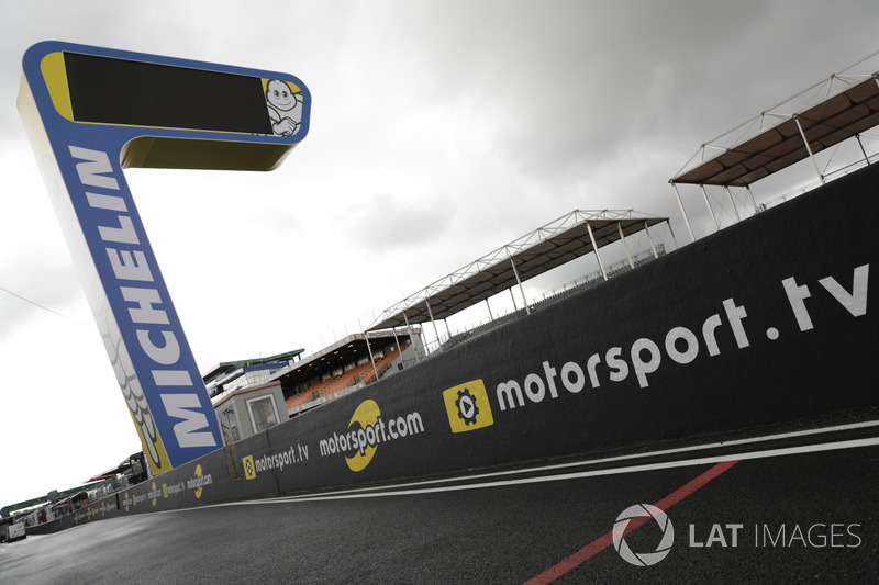 Motorsport.com and Motorsport.tv logos