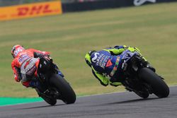 Andrea Dovizioso, Ducati Team, Valentino Rossi, Yamaha Factory Racing