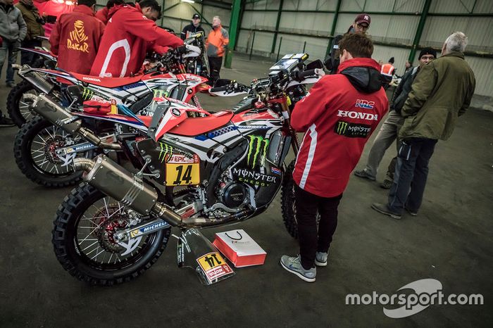 Preparativos del Monster Energy Honda Team