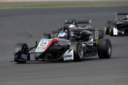Джейк Хагс, Hitech Grand Prix, Dallara F317 - Mercedes-Benz