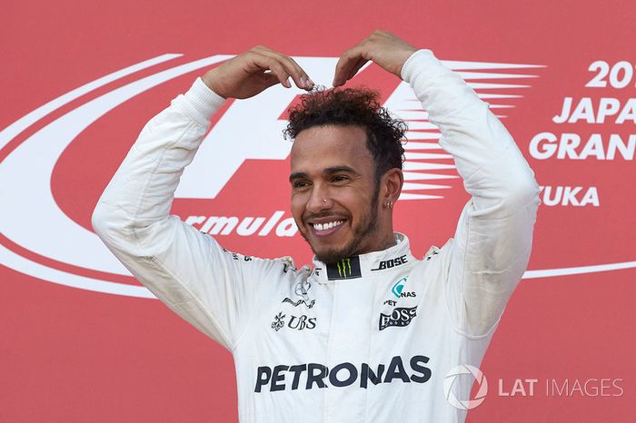 Lewis Hamilton venceu o GP do Japão e aumentou para 59 pontos a diferença para Sebastian Vettel.
