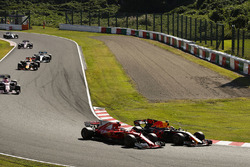 Даніель Ріккардо, Red Bull Racing RB13, Себастьян Феттель, Ferrari SF70H, на старті