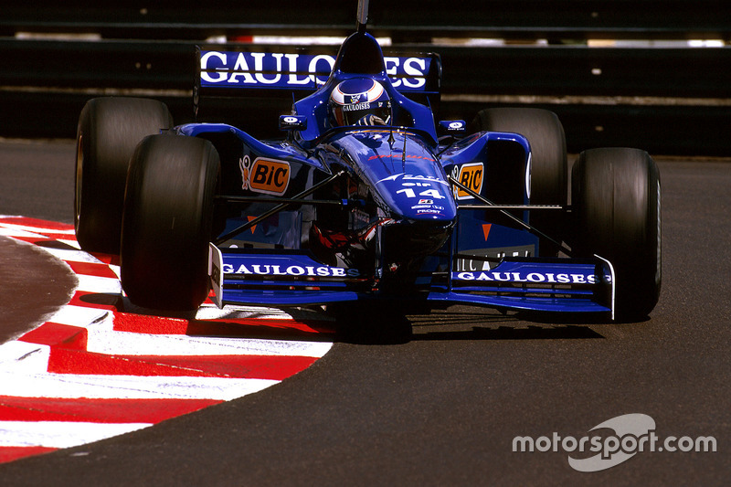 #14 : Olivier Panis, Prost JS45