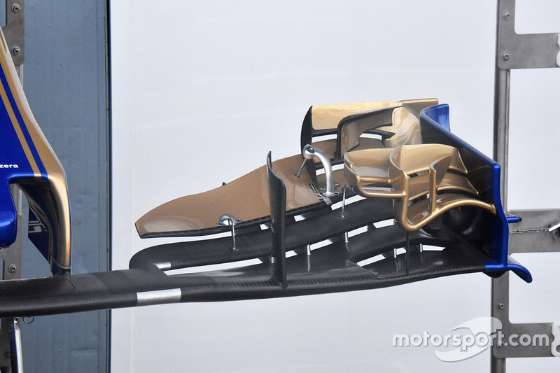 Переднє антикрило Sauber C36
