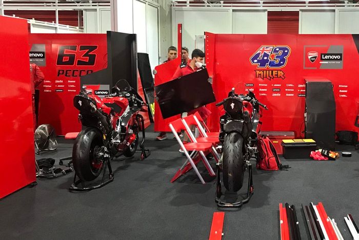 El garaje de Ducati Team