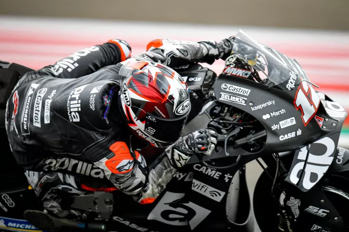 Maverick Viñales, Aprilia Racing Team