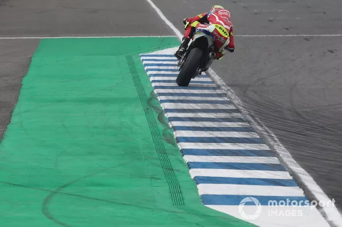 Leon Camier, Honda WSBK Team