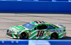 Kyle Busch, Joe Gibbs Racing, Toyota Camry Interstate Batteries