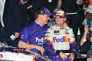 Denny Hamlin, Joe Gibbs Racing, Toyota Camry FedEx Express celebrates in victory lane, Christopher Gabehart