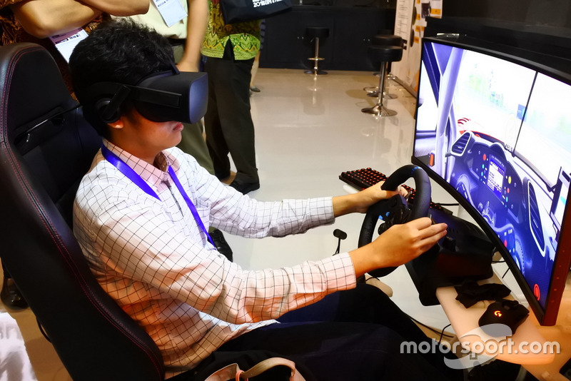 Rig simulator balap GT-ONE, HM Engineering