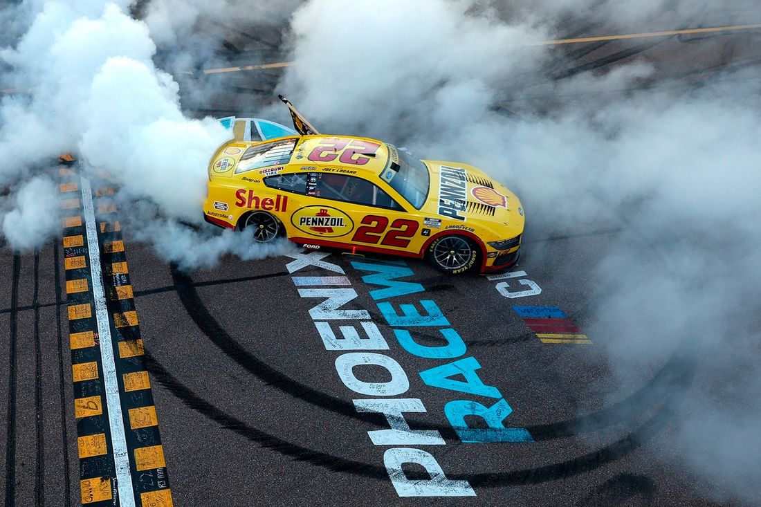 Joey Logano, Equipo Penske, Shell Pennzoil Ford Mustang