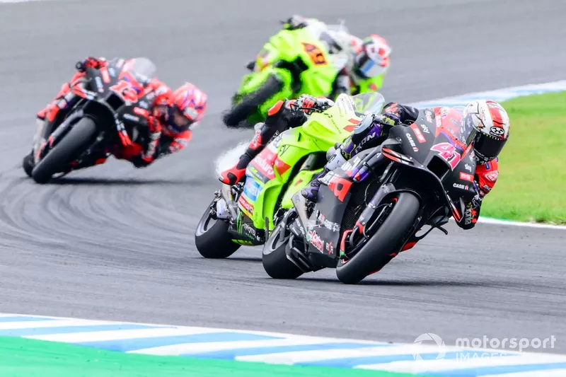 Aleix Espargaro, Aprilia Racing