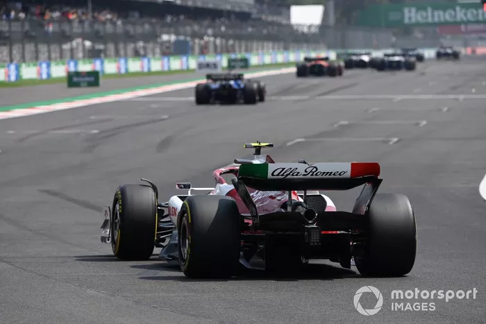 Zhou Guanyu, Alfa Romeo C42