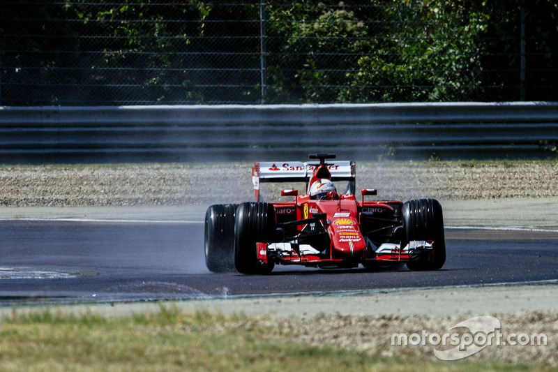 Sebastian Vettel, Ferrari SF15-T