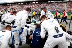 Felipe Massa, Williams FW38 on the grid