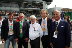 (L to R): Roberto Marone, President of Lombardia Region; Bernie Ecclestone and Dr. Angelo Sticchi Damiani, Aci Csai President, on the grid