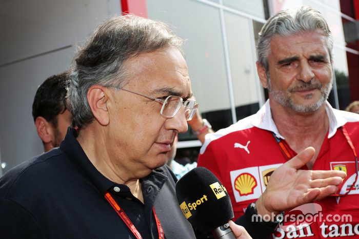 Sergio Marchionne, Presidente de Ferrari y consejero delegado de Fiat automóviles de Chrysler con Ma