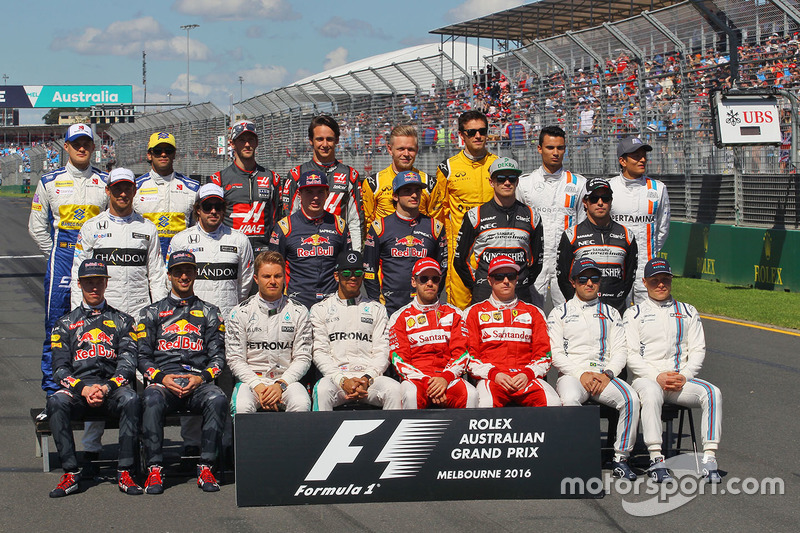 The drivers start of season group photograph