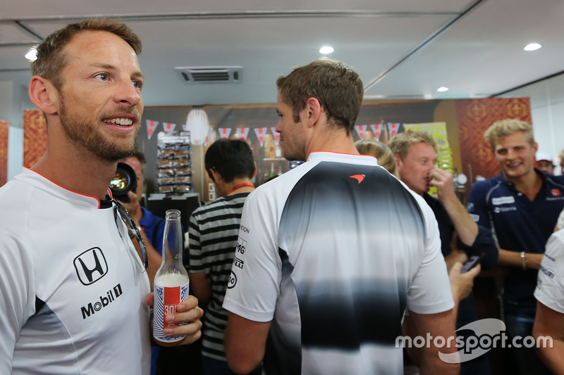 Jenson Button, McLaren celebra sus 300 GP