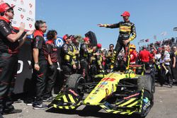 Le vainqueur Sébastien Bourdais, Dale Coyne Racing with Vasser-Sullivan Honda