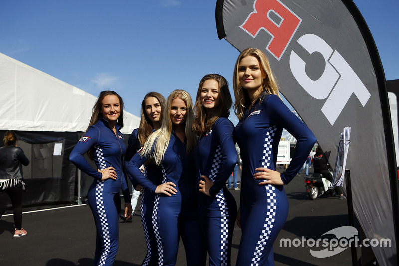 Grid girl