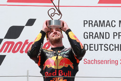 Podyum: Yarış galibi Brad Binder, Red Bull KTM Ajo Moto2