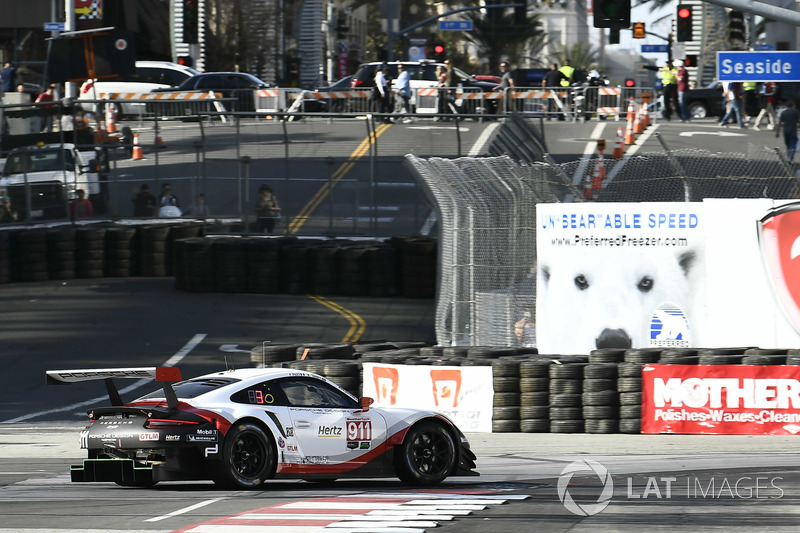 #911 Porsche Team North America Porsche 911 RSR, GTLM: Patrick Pilet, Nick Tandy