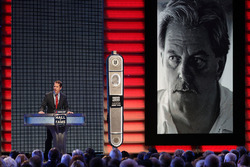 Brad Keselowski inducts Robert Yates to the Hall of Fame