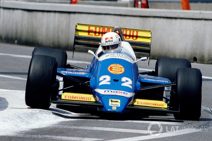 Osella FA1F, motor Alfa Romeo 890T V8 (1984 y 1986)