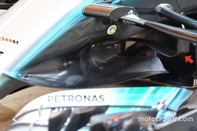 Mercedes F1 W08: Nase mit Schaufel und Winglet