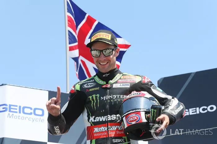 El ganador Jonathan Rea, Kawasaki Racing
