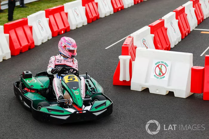 Esteban Ocon, Force India, en un kart