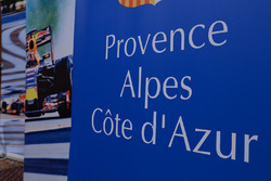 Les habillages de la conférence de presse du Grand Prix de France