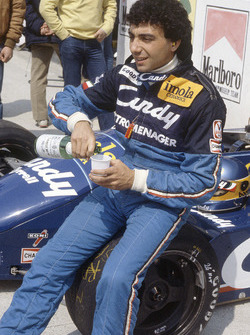 Мікеле Альборето, Tyrrell Racing 011 Ford