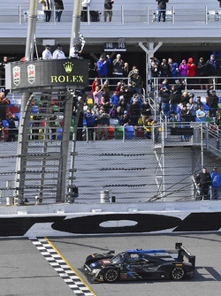#10 Wayne Taylor Racing Cadillac DPi: Рікі Тейлор, Джордан Тейлор, Макс Анджелеллі, Джефф Гордон