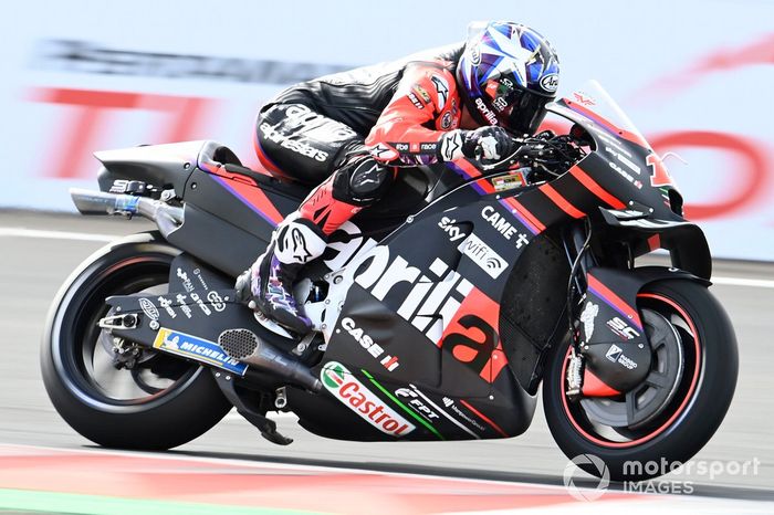 Maverick Viñales, Aprilia Racing Team